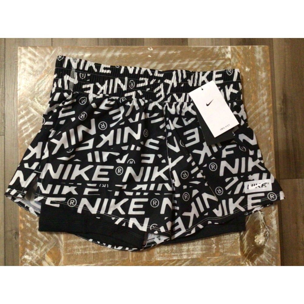 NIKE New Womens' Nike One Dri-FIT 2-In-1 Shorts Size Small DX0090 MSRP:$52.00